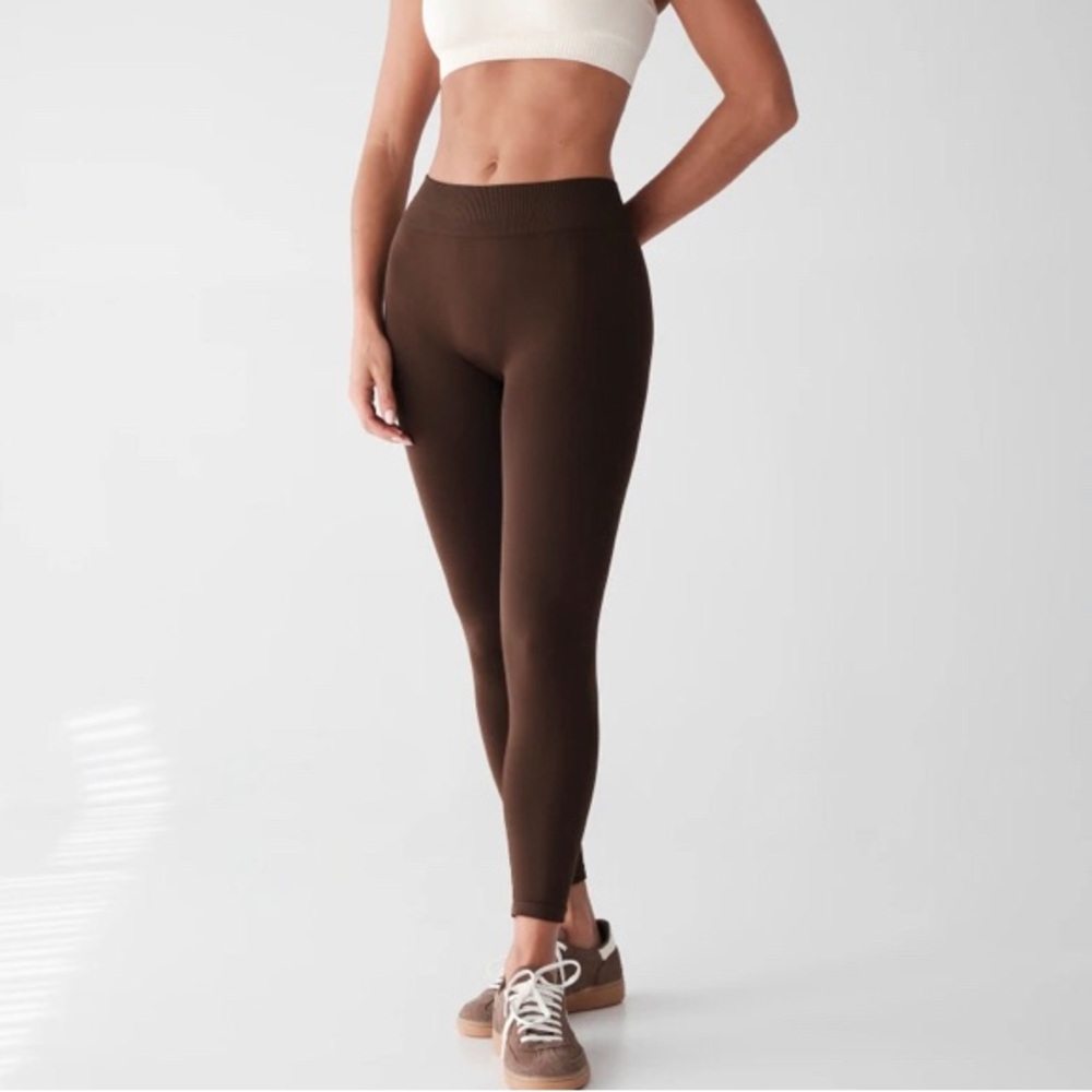 Elegant Chocolate Brown Women's Leggings - Picture 3 of 4